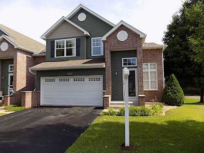 3051 Cutters Grove Avenue Anoka, MN 55303