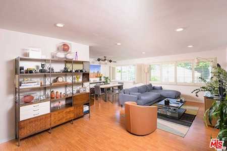 1121 N Olive Drive #308 West Hollywood, CA 90069