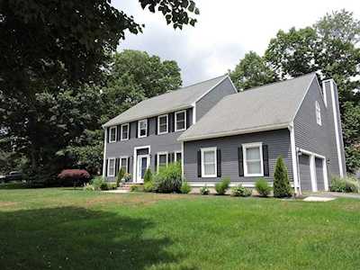 21 Holly Lane Beverly, MA 01915