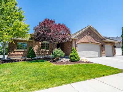 8357 S Water Oak W Dr West Jordan, UT 84081