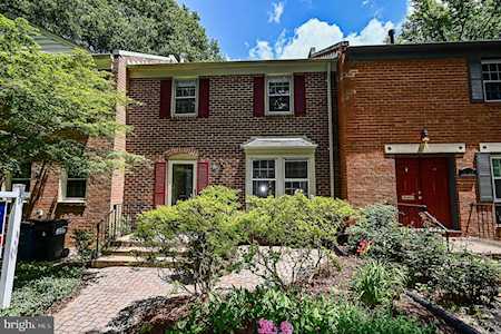 11723 Shore Dr Reston, VA 20190