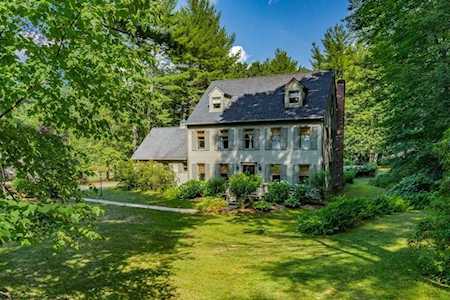 180 Loomis Rdg Westfield, MA 01085