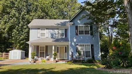 9104 Twin Trail Dr Huntersville, NC 28078