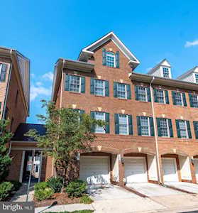 4683 Red Admiral Way #145 Fairfax, VA 22033