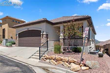 2040 Cheyenne Summer View Colorado Springs, CO 80904