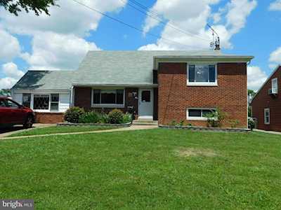 7115 Reservoir Rd Springfield, VA 22150