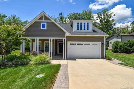 228 Chimney Rock Ct Denver, NC 28037