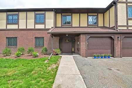 27 Rainbow Pond Dr #D1 Walpole, MA 02081