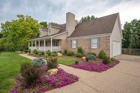 4103 Everin Cove Buckner, KY 40010