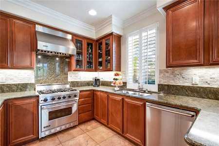 7029 Reedsport Court Huntington Beach, CA 92648