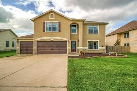 231 Wildwood Dr Georgetown, TX 78633