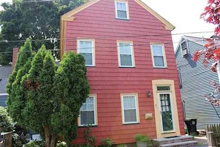 1 Parker Ct Salem, MA 01970