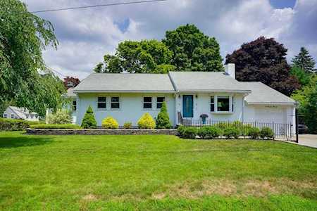 77 Hodge Road Arlington, MA 02474