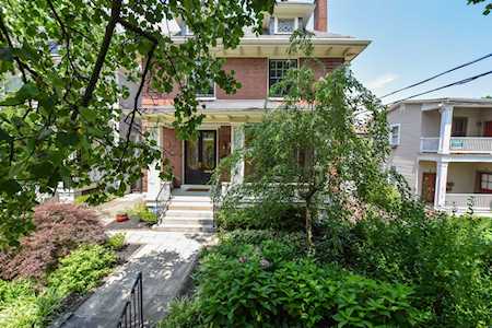 2113 Grinstead Dr Louisville, KY 40204