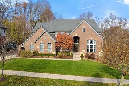 44258 Cypress Point Dr Northville Twp, MI 48168