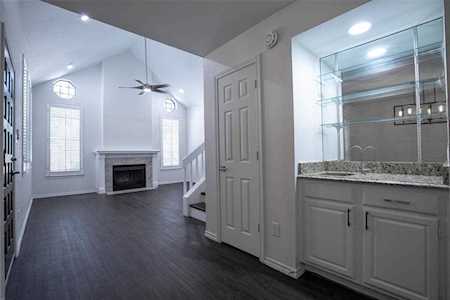 6142 Jereme Trail Dallas, TX 75252