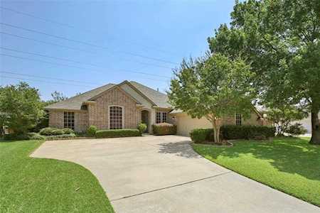 7308 Spring Oak Drive North Richland Hills, TX 76182