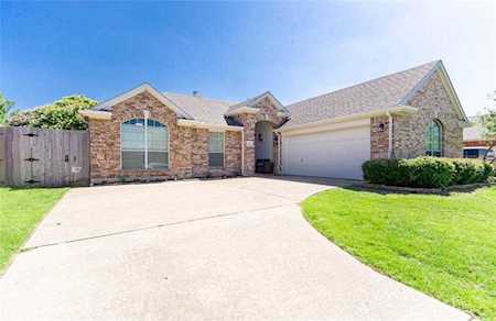 1418 Sleepy Hollow Drive Allen, TX 75002