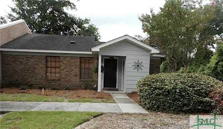 1 Harpoon Ct Savannah, GA 31410