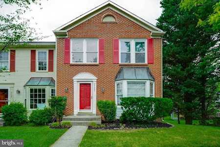 2122 Heritage Dr Baltimore, MD 21209