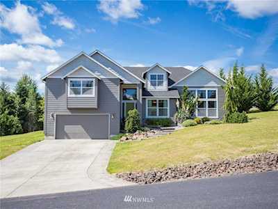 87 Silver Shores Dr Silverlake, WA 98645