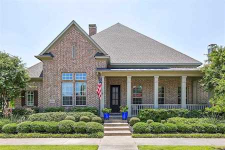 2216 Austin Waters Carrollton, TX 75010