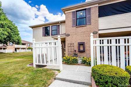 19611 Northridge Dr #55 Northville, MI 48167