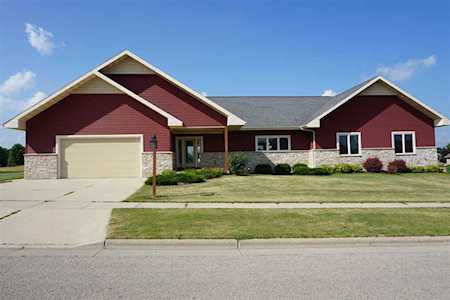 113 Vista Cir Columbus, WI 53925