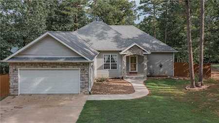 18 Fleetwood Dr Bella Vista, AR 72714
