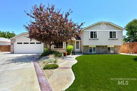1682 S Blacksmith Pl. Meridian, ID 83642