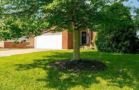 4406 White Pine Way Louisville, KY 40241