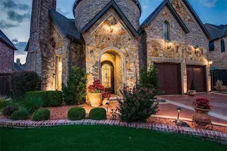 6913 Cannon Falls Drive Plano, TX 75024