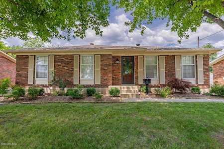 4427 Santa Paula Ln Louisville, KY 40219