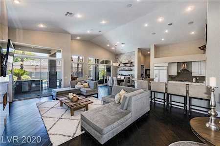 520 Summer Mesa Dr Las Vegas, NV 89144