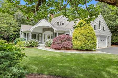 186 Old Bog Rd Brewster, MA 02631