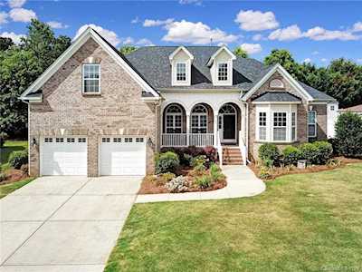 120 Foggy Meadow Ln Fort Mill, SC 29708
