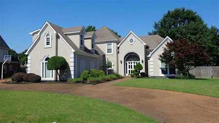 9540 Dogwood Estates Dr Germantown, TN 38139