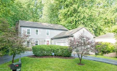 7006 Fox Valley Ct Louisville, KY 40059