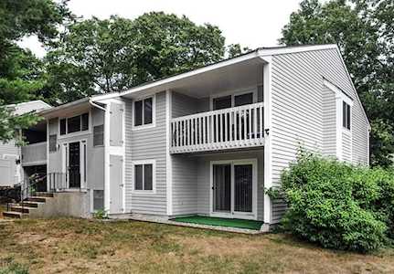 7 Beals Cove Rd #C Hingham, MA 02043