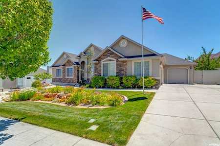 73 E Fairway S Blvd Saratoga Springs, UT 84045