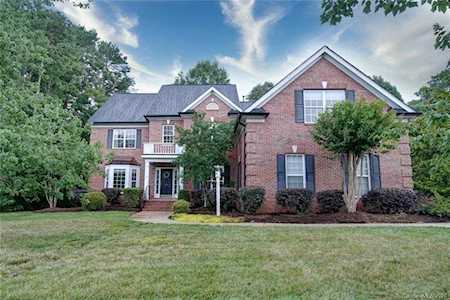 505 Hidden Manor Dr Matthews, NC 28104