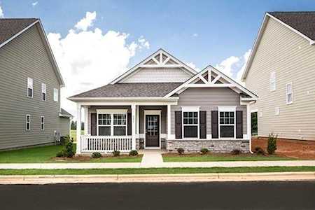 2225 Silverton Drive Nashville, TN 37207