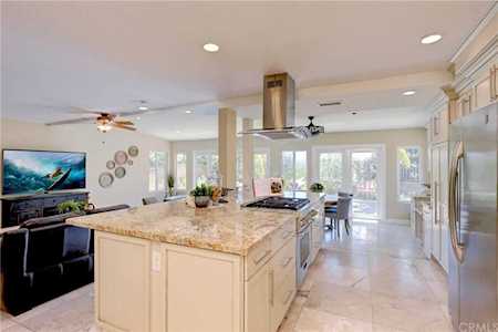 26762 Trasmiras Mission Viejo, CA 92692