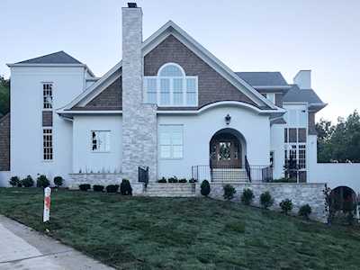 4803 Belmont Park Ter Nashville, TN 37215