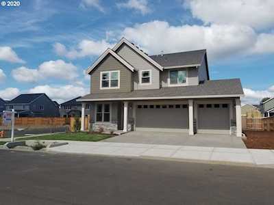 19643 Orchard Grove Dr Oregon City, OR 97045
