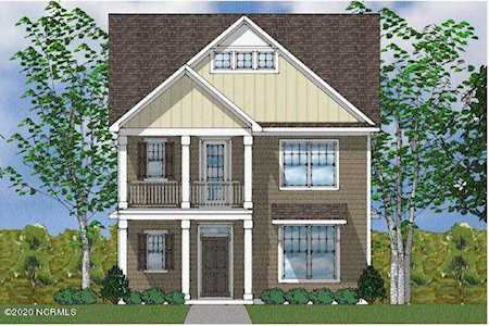 7128 Maple Leaf Drive Wilmington, NC 28411