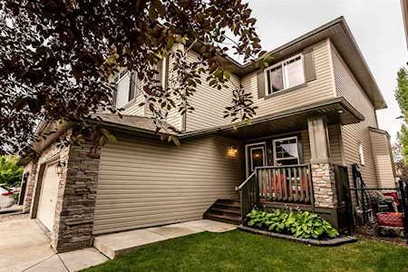 78 Crystal Shores Place Okotoks, AB T1S 2G3