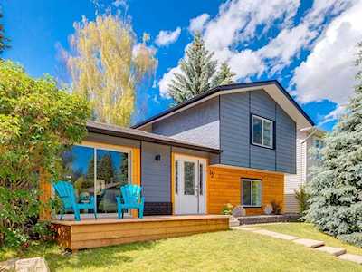 15 Lake Linnet Close SE Calgary, AB T2J 2H9