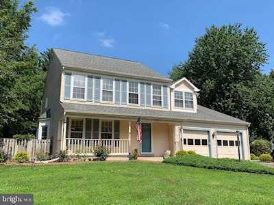 37823 Remington Dr Purcellville, VA 20132