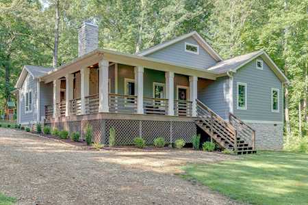 1045 Split Rail Cir Kingston Springs, TN 37082
